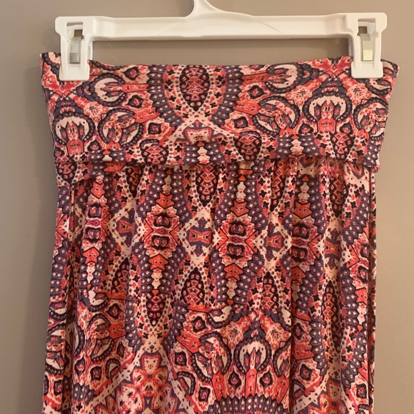 High waisted maxi skirt - Picture 2 of 3